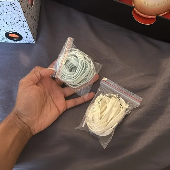 OFF WHITE 4’s!!! Only worn twice!!!!! - Picture 8 of 9